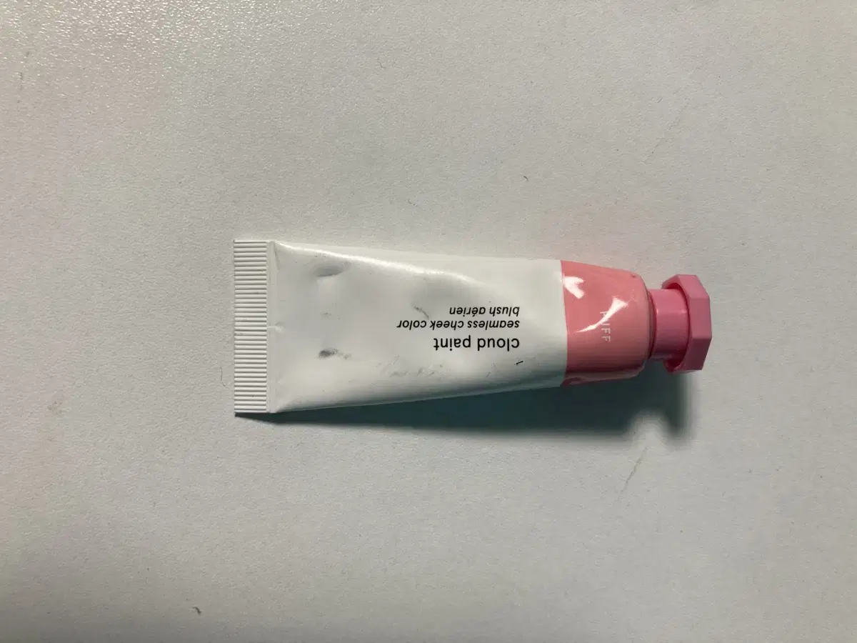 glossier 글로시에 블러셔 puff